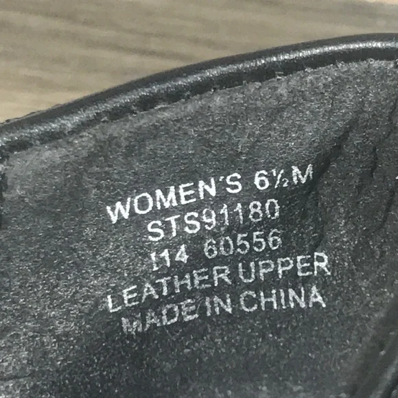 Sperry Black Leather Driving Loafers - Picture 8 of 8